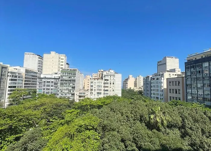 Confortável apto cama queen e sofá cama - COPACABANA Rio de Janeiro